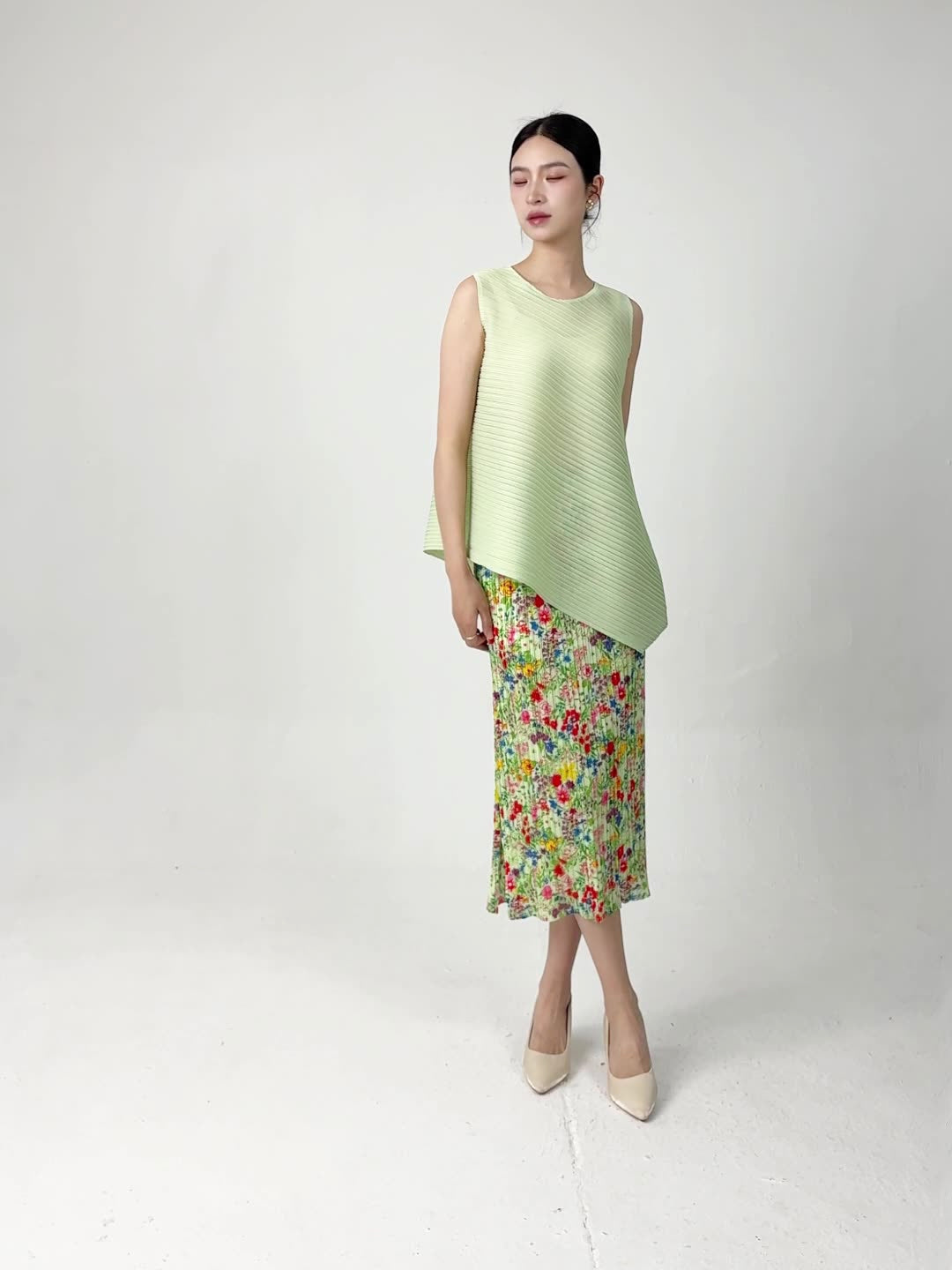 Pistachio Pleated Top & Floral Pleated Skirt Set