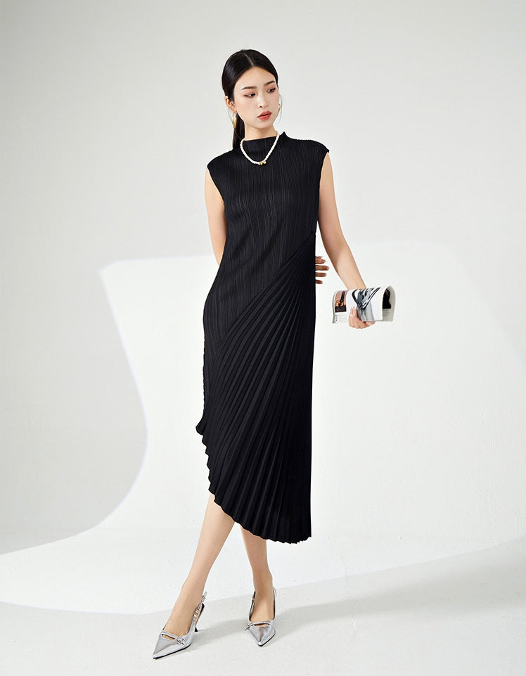 Shadow Fold Pleated Black Dress