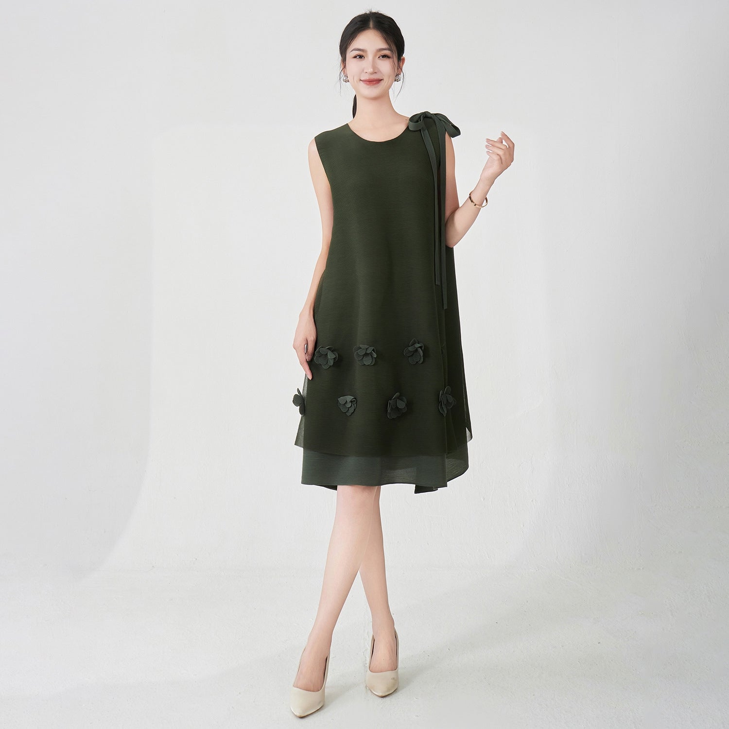 Pleated Floral Applique Deep Green Dress