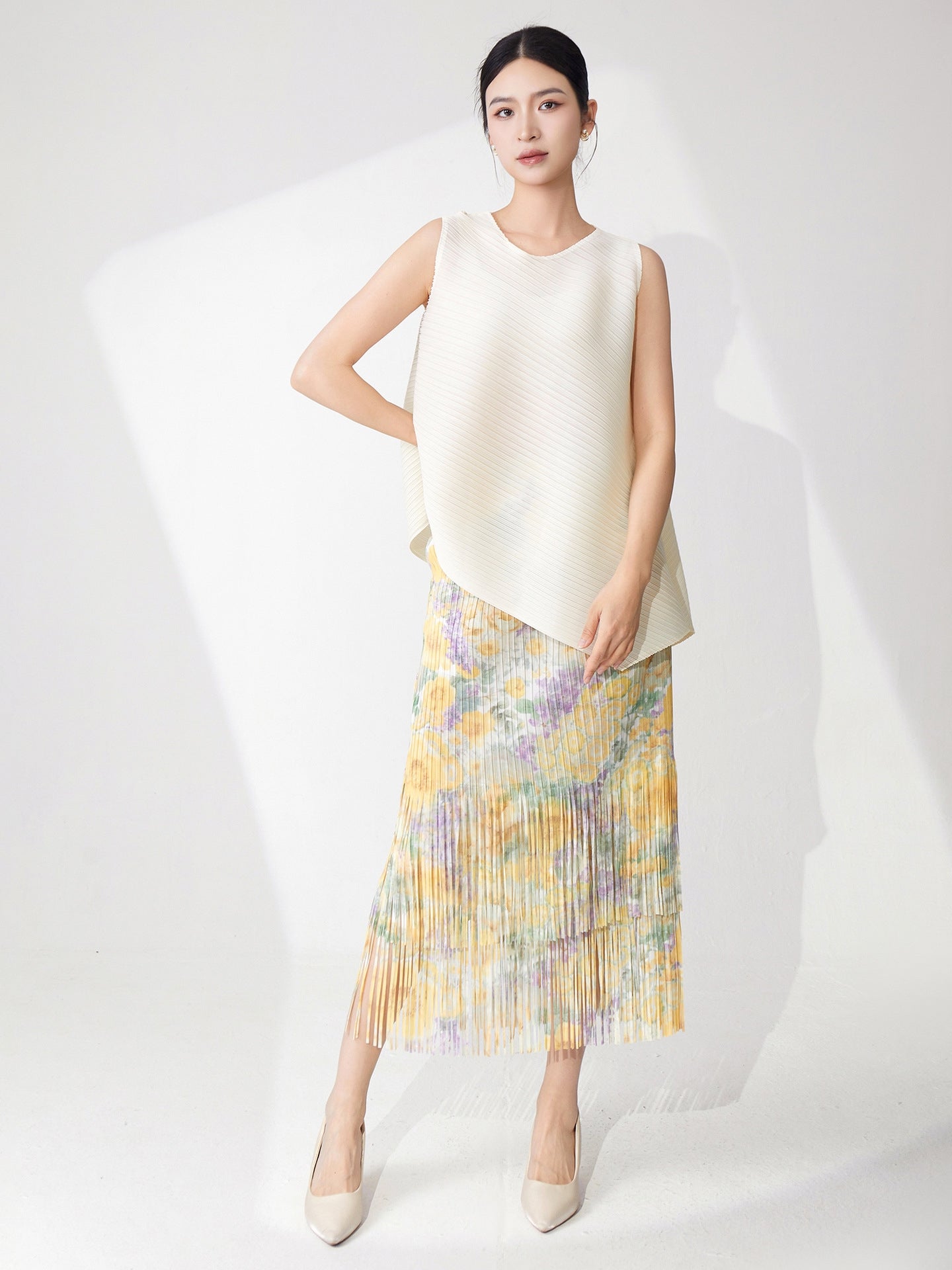 Ivory Pleated Top & Floral Tiered Pleated Skirt Set