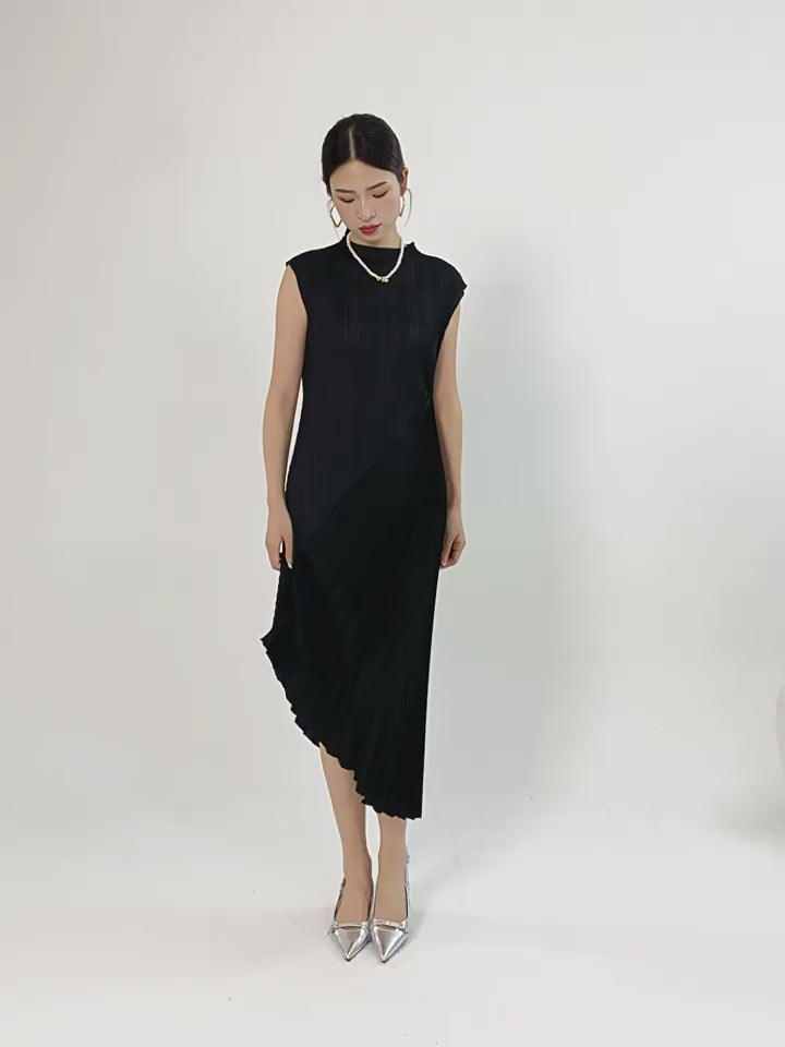 Shadow Fold Pleated Black Dress
